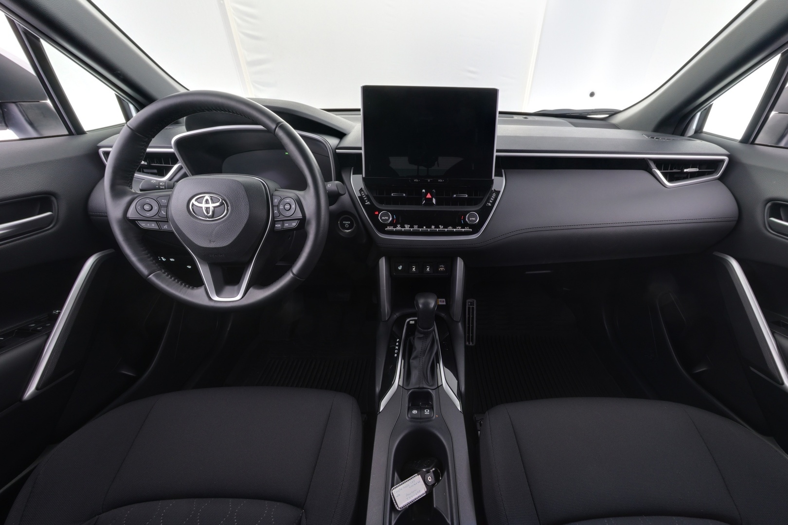TOYOTA Corolla Cross 2024