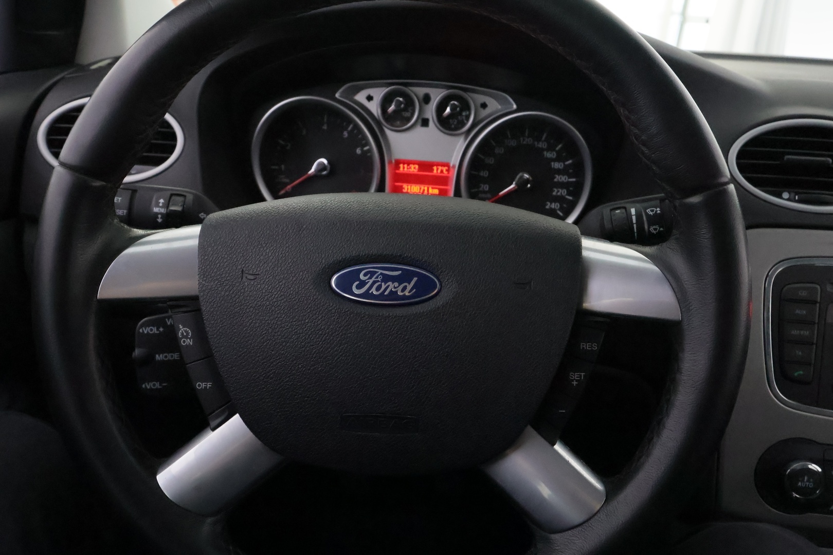 FORD Focus 2011