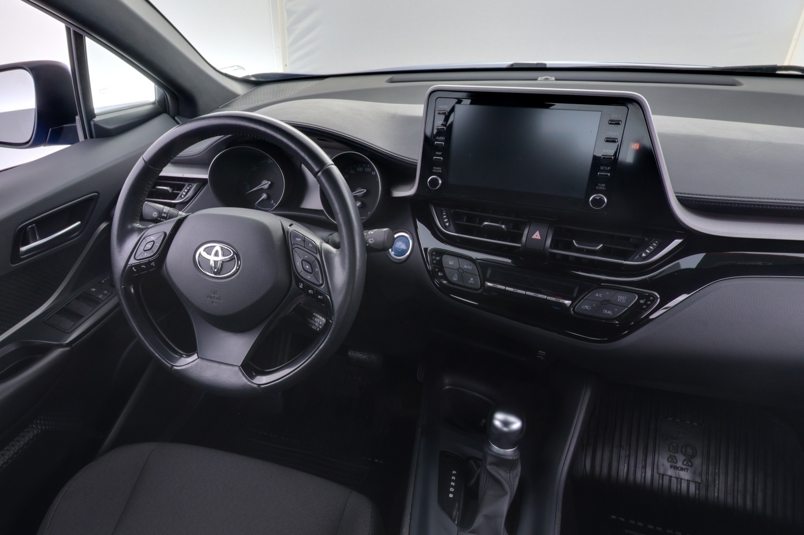 TOYOTA C-HR 2020