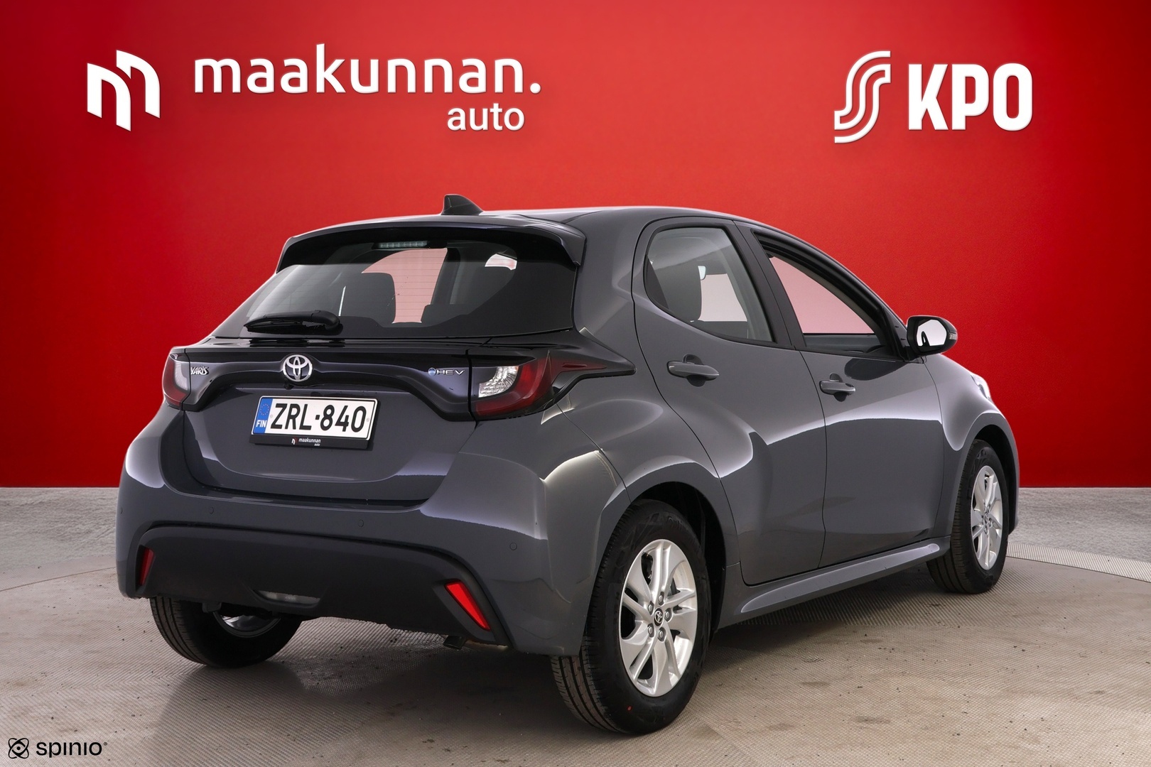 TOYOTA Yaris 5