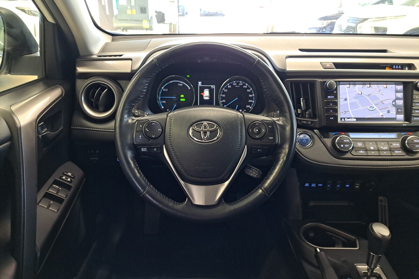 TOYOTA RAV4 2018