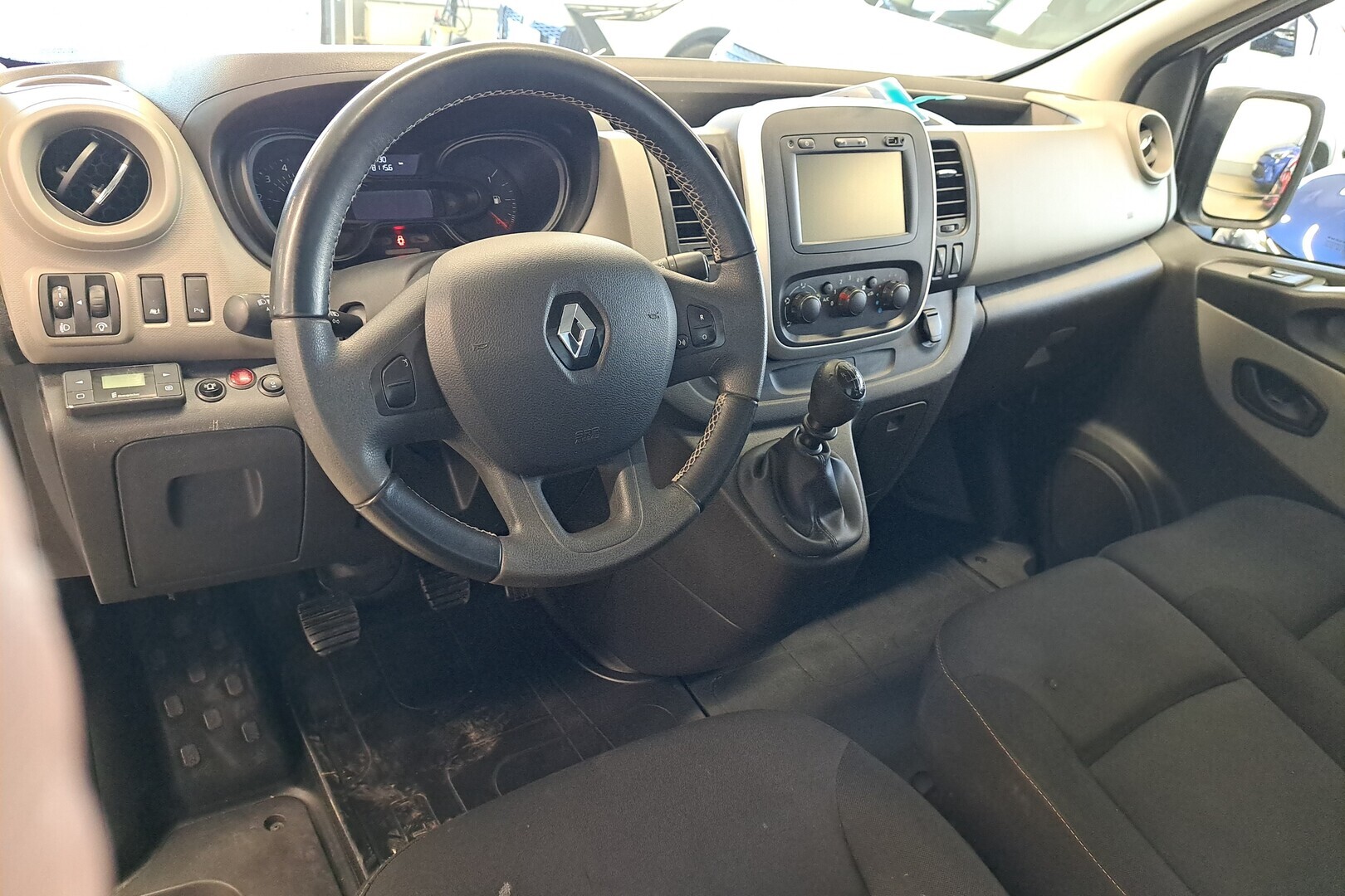 RENAULT Trafic 2019
