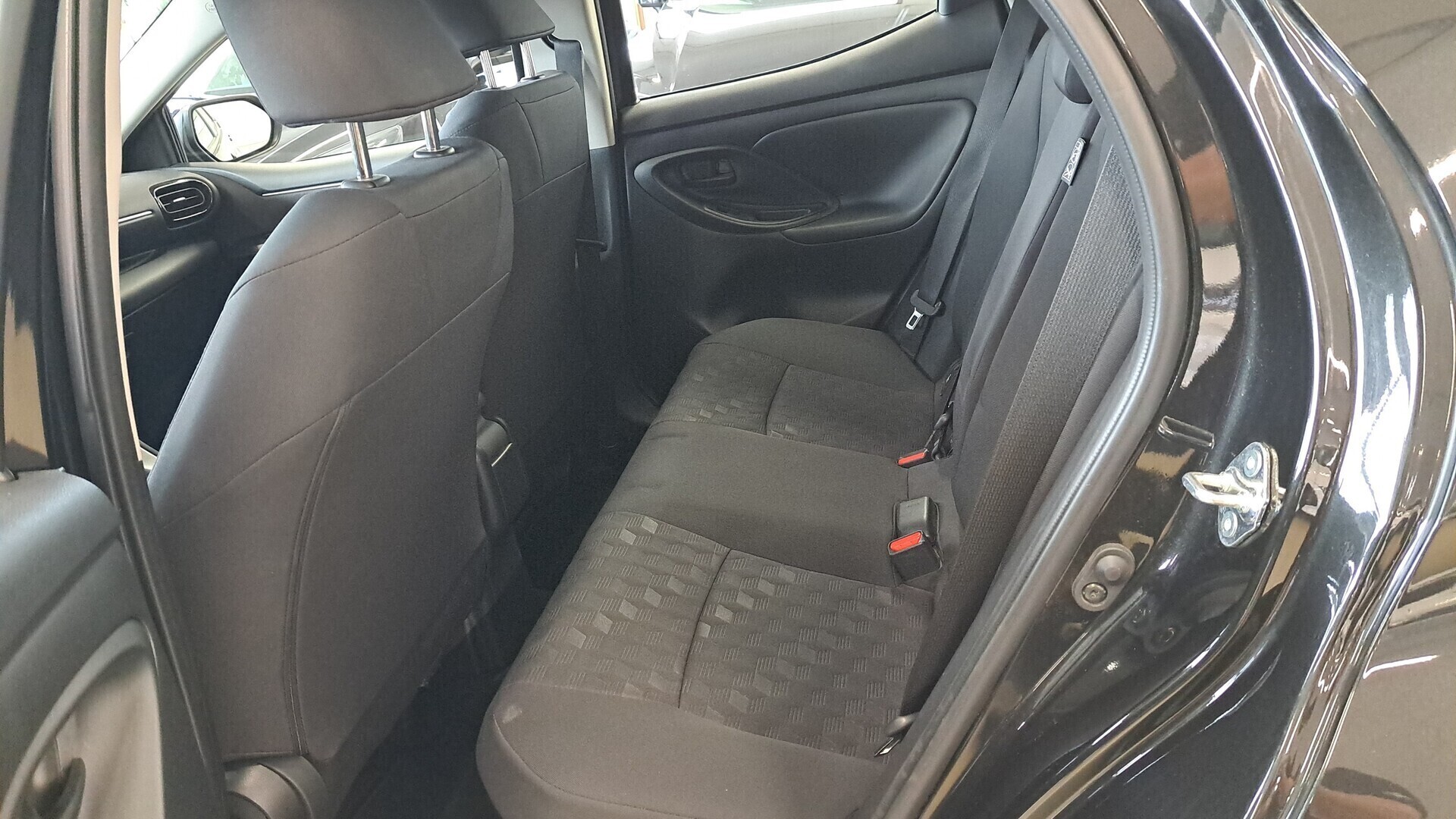 TOYOTA Yaris 2024