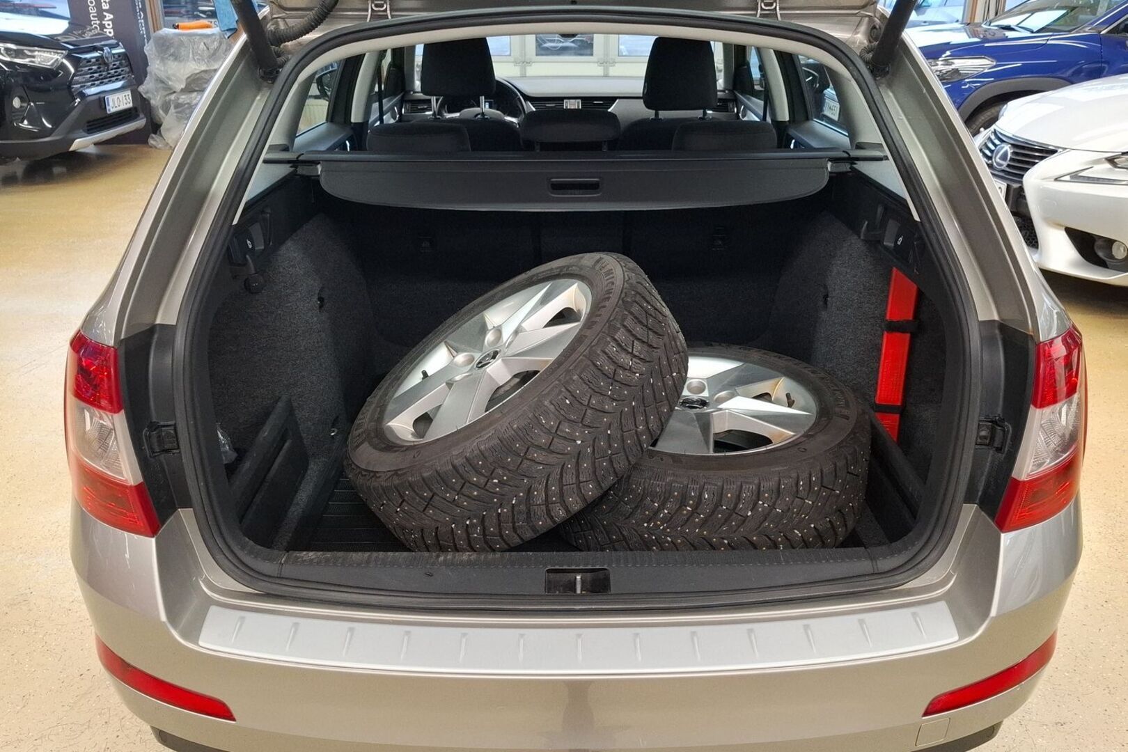 SKODA Octavia 2015