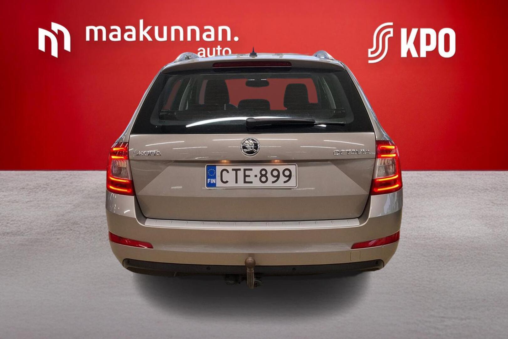 SKODA Octavia 2015