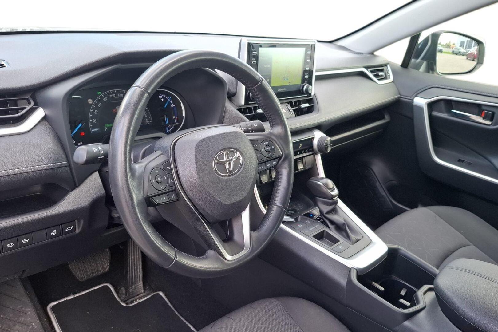 TOYOTA RAV4 2022