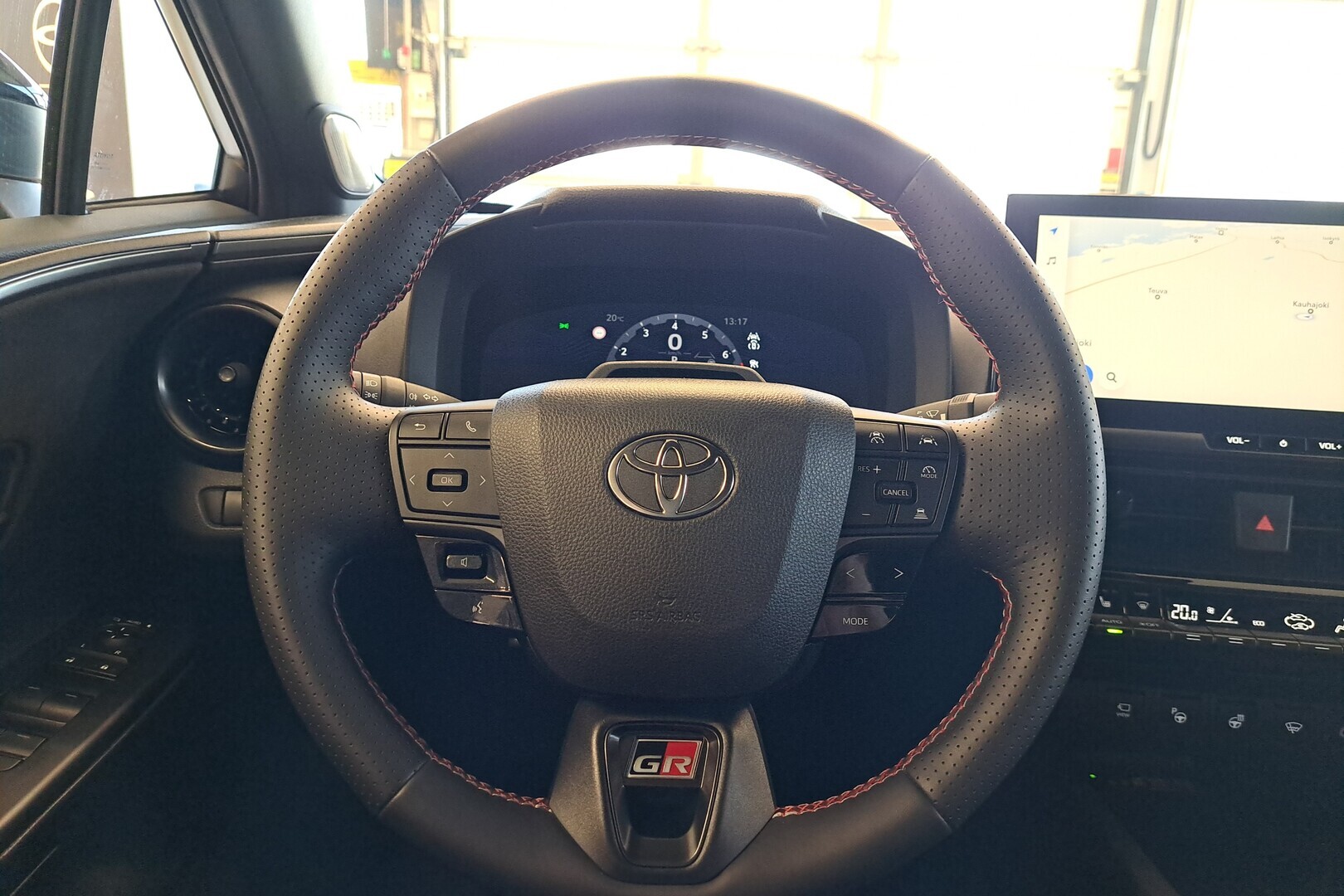 TOYOTA C-HR 2024