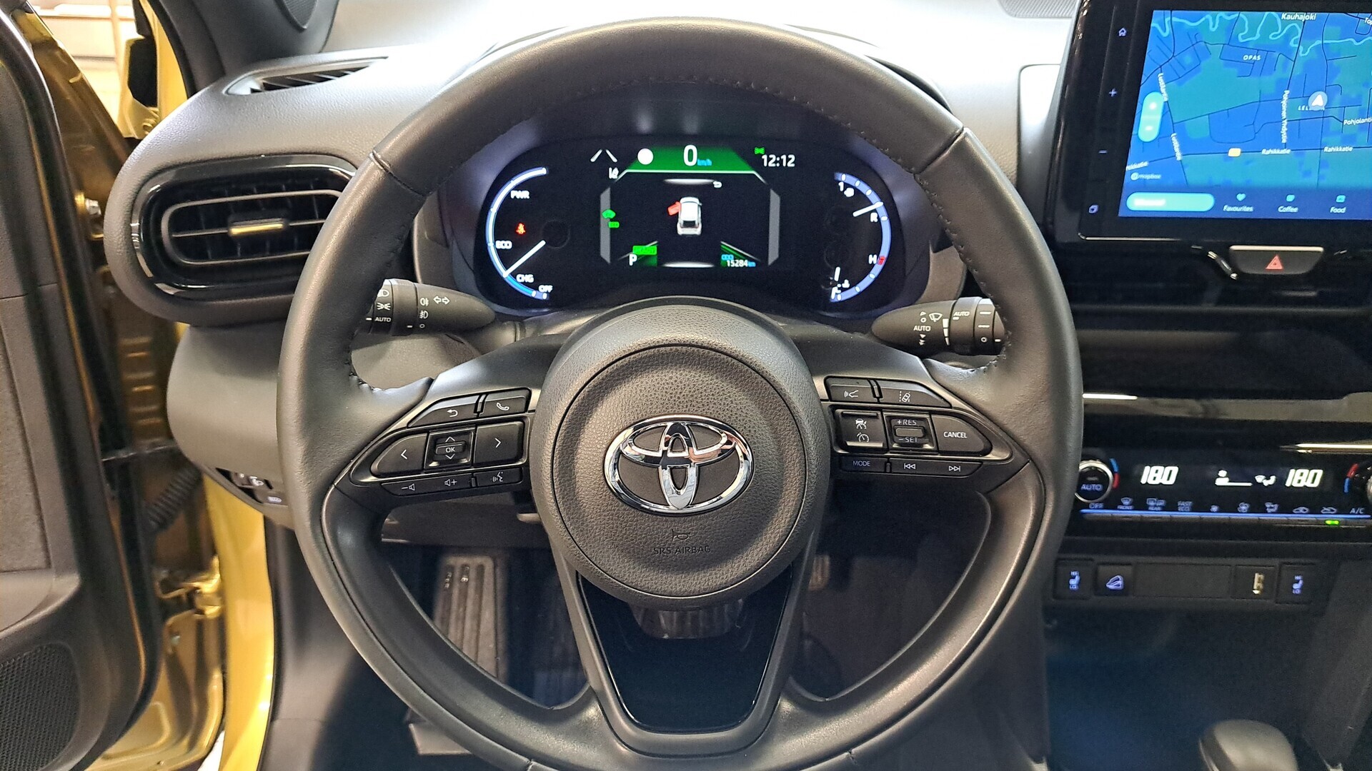 TOYOTA Yaris Cross 2022