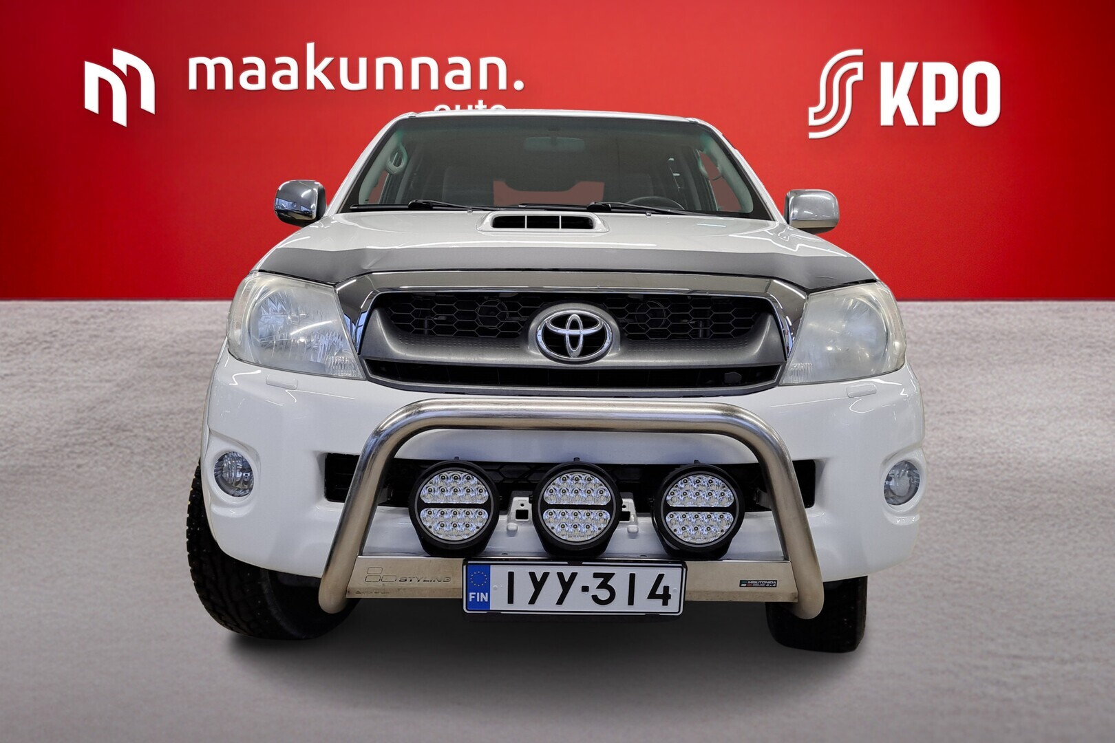 TOYOTA Hilux 2011