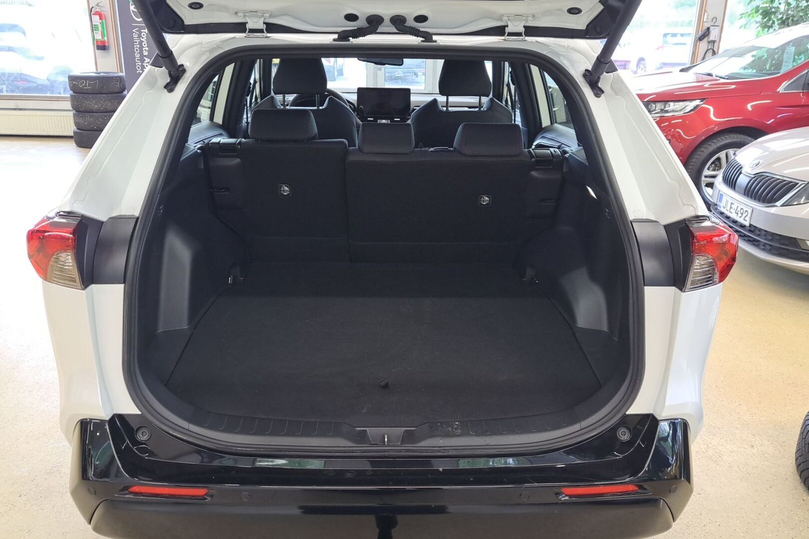 TOYOTA RAV4 Plug-in 2025