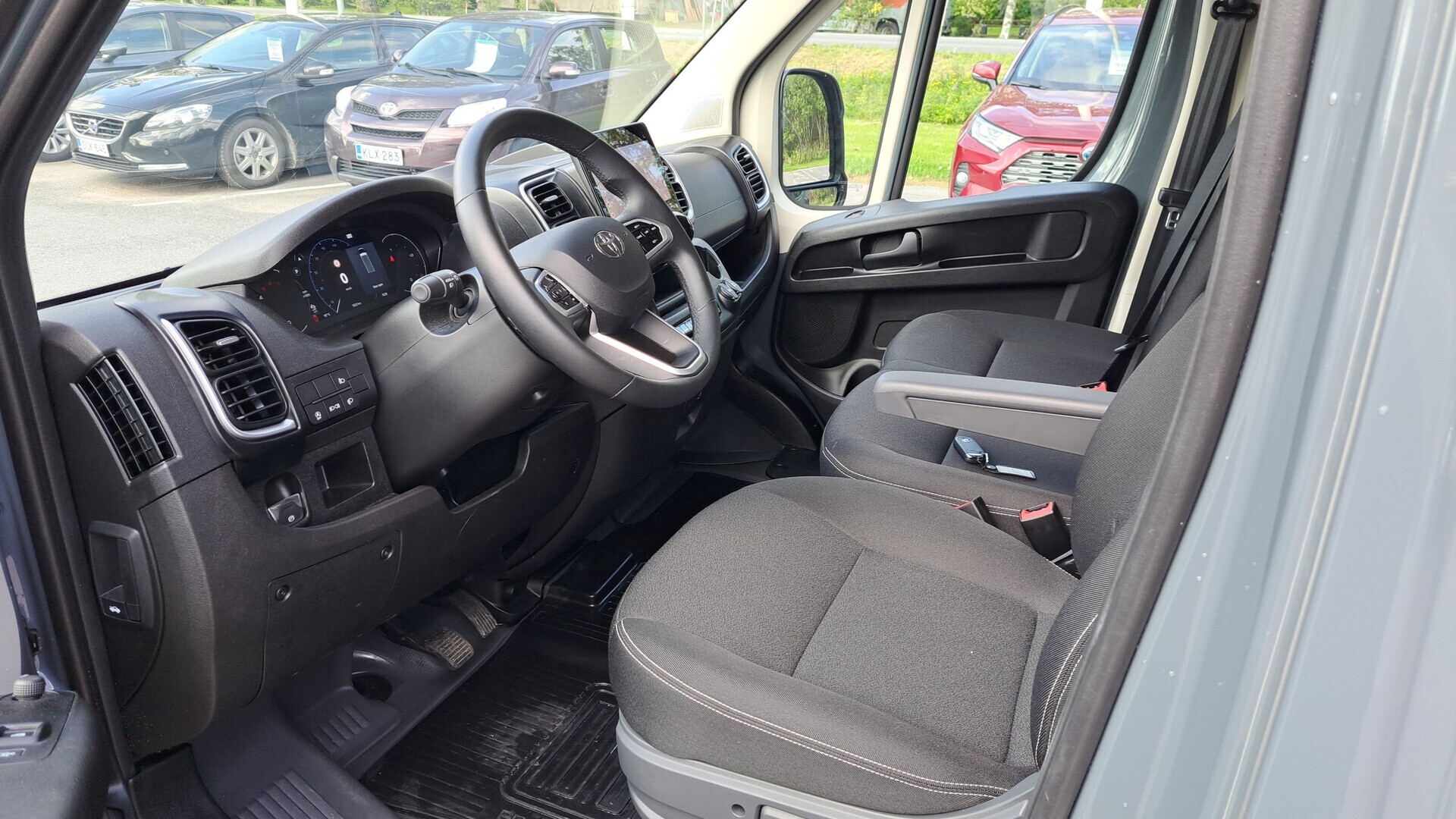TOYOTA Proace MAX 2025