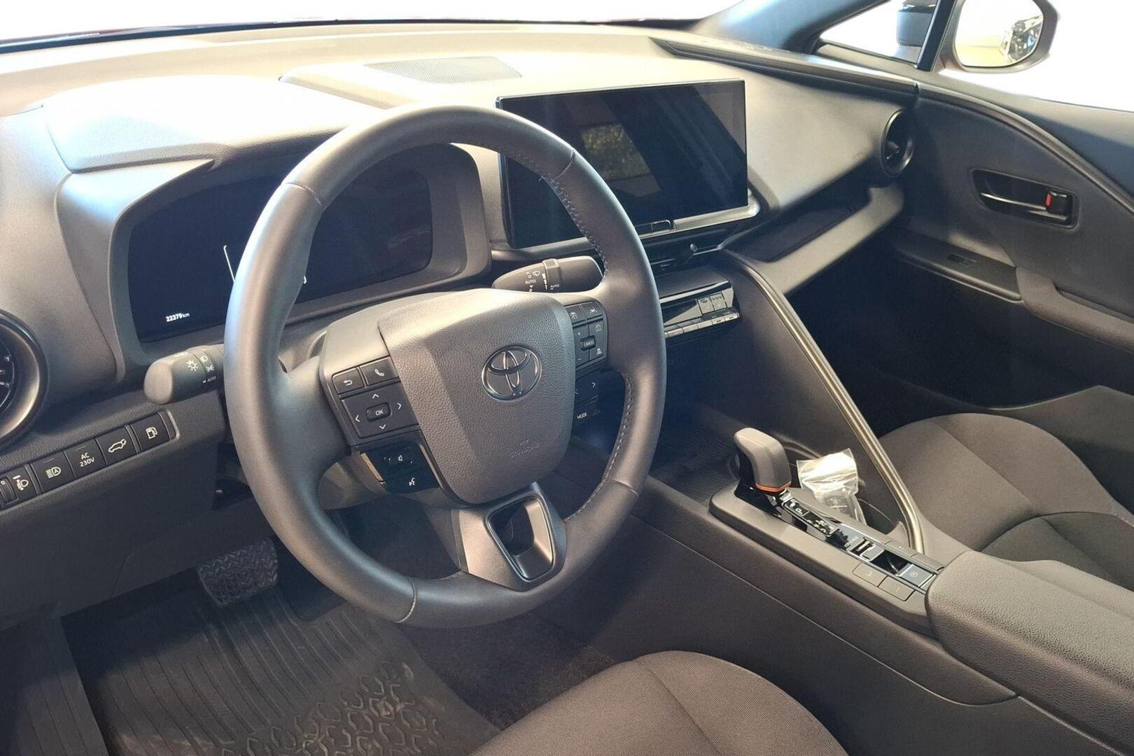 TOYOTA C-HR 2025