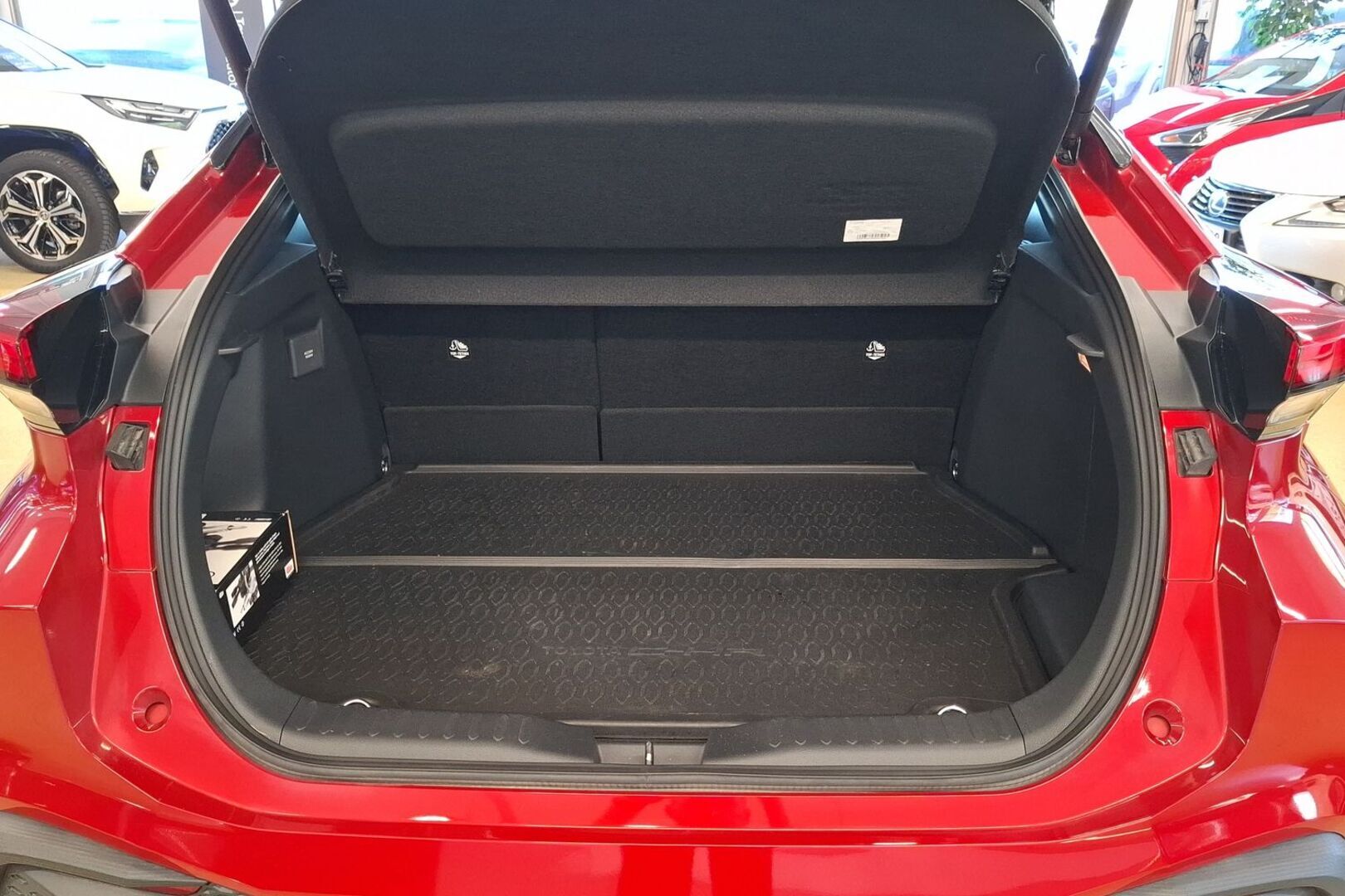 TOYOTA C-HR 2025