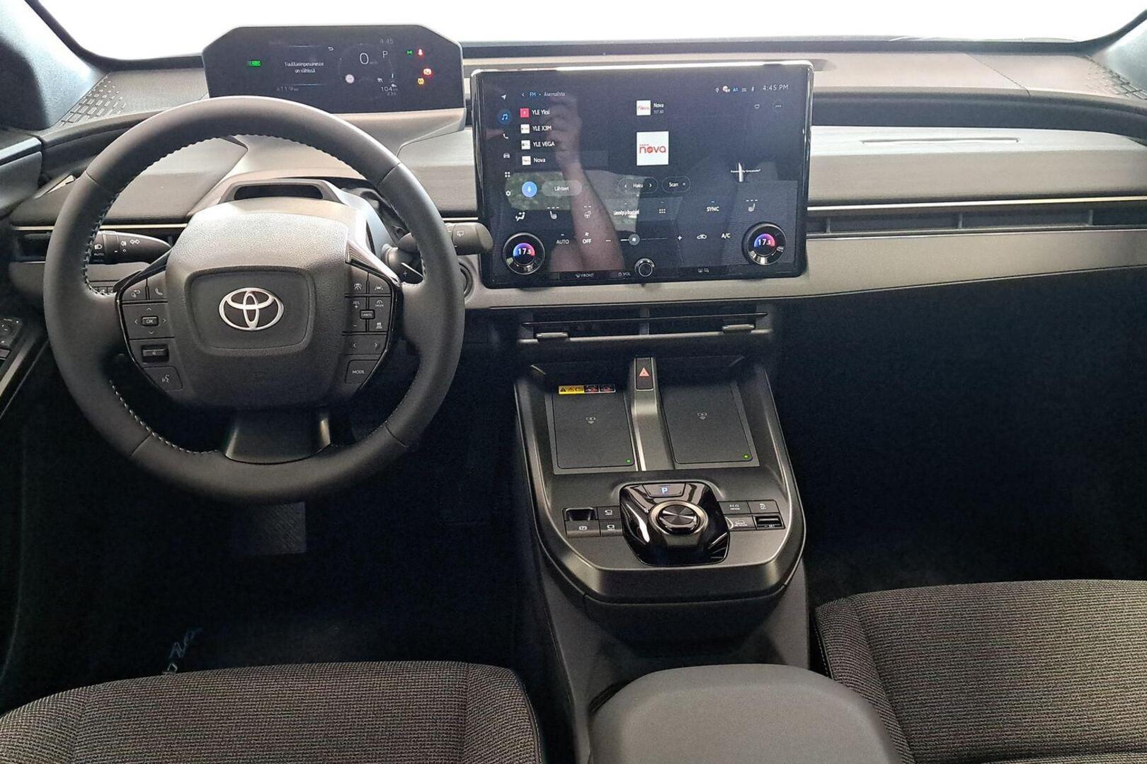TOYOTA bZ4X Touring 2026