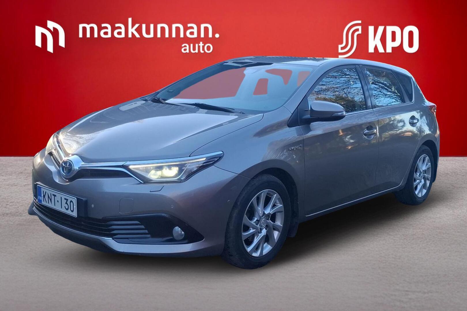 TOYOTA Auris 2016