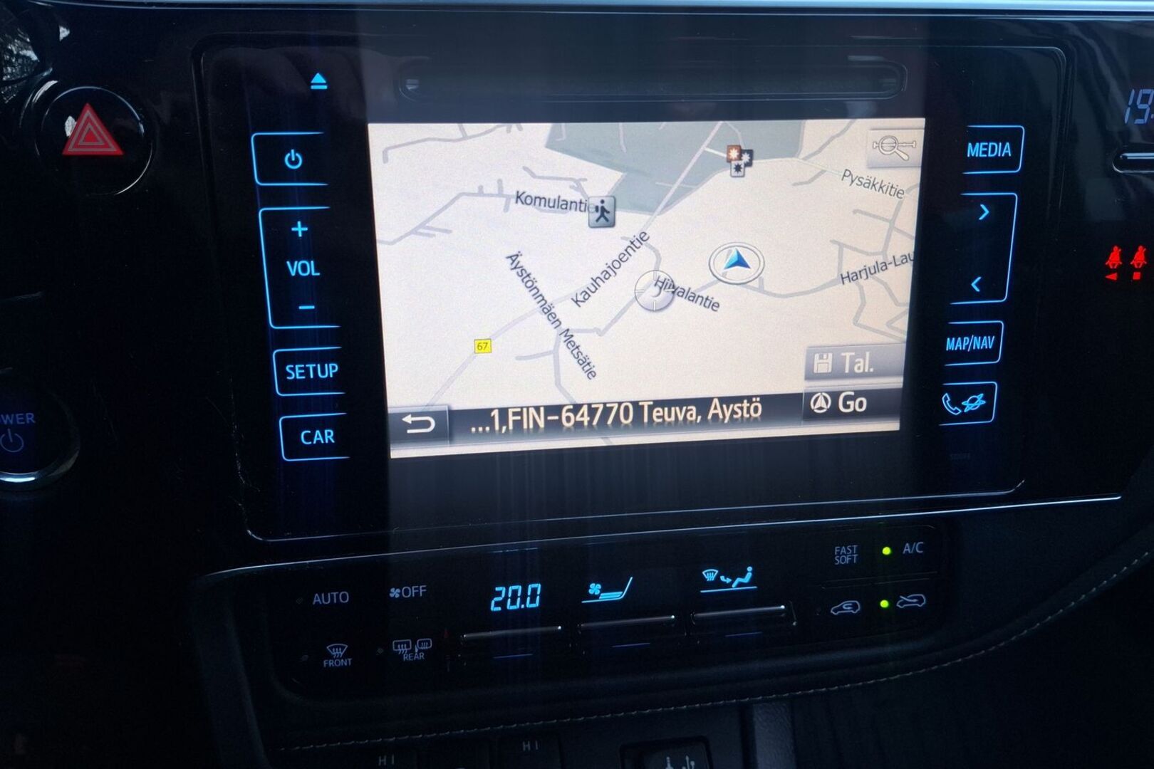 TOYOTA Auris 2016