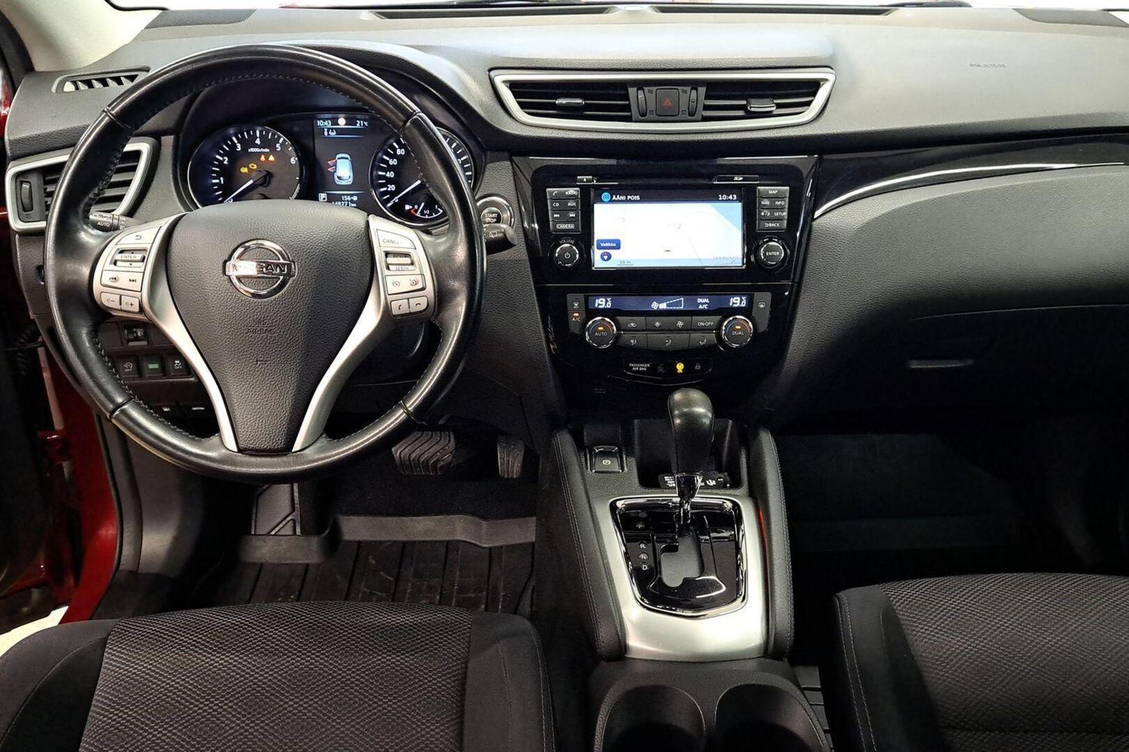 NISSAN Qashqai 2017