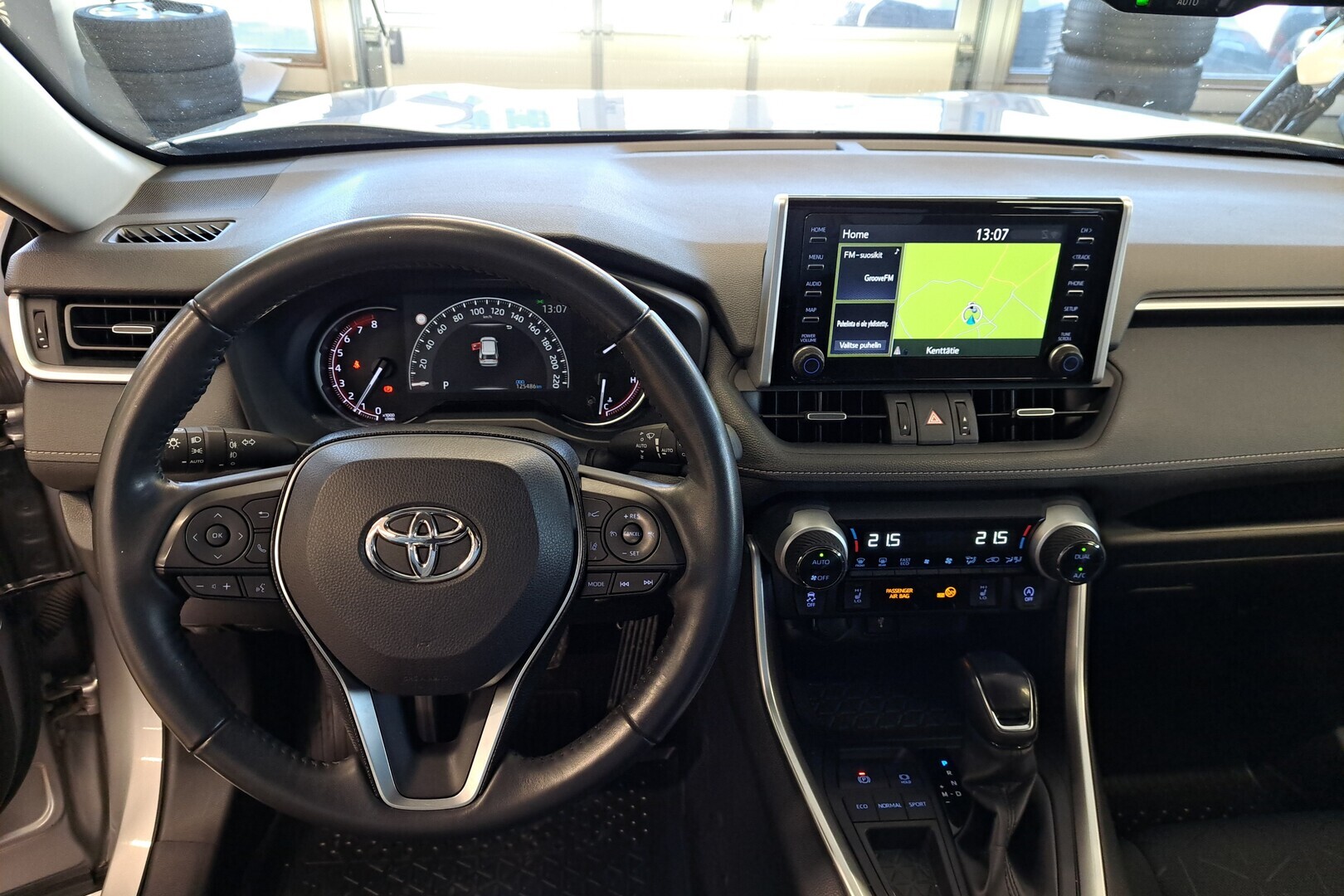 TOYOTA RAV4 2021