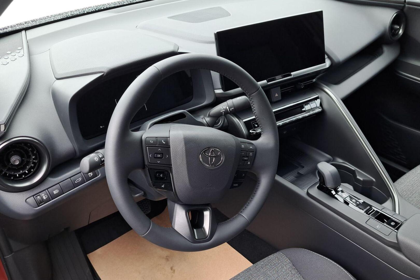 TOYOTA C-HR 2026