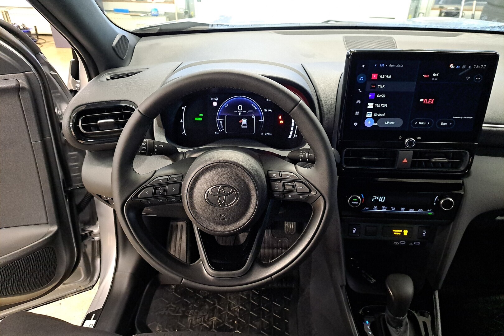 TOYOTA Yaris Cross 2026