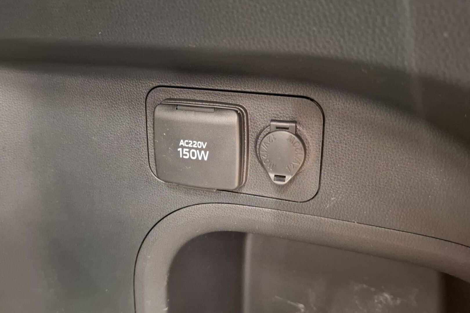 TOYOTA RAV4 Plug-in 2022
