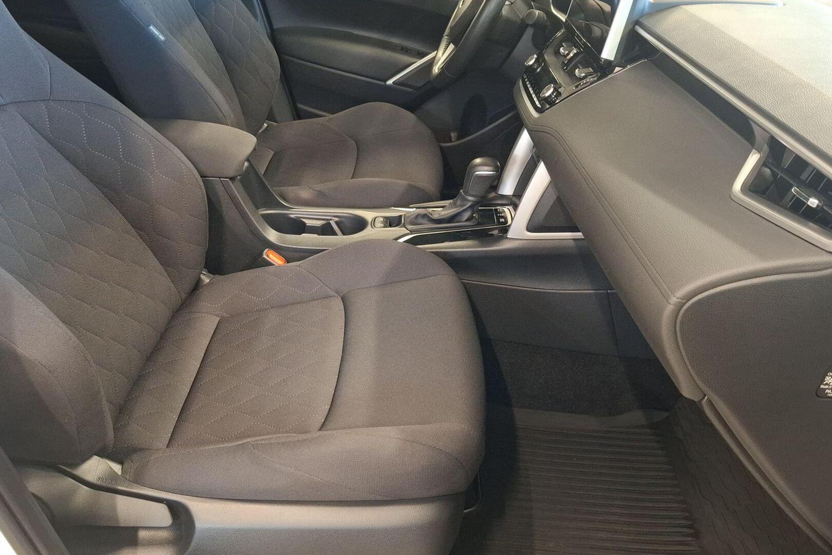 TOYOTA Corolla Cross 2024