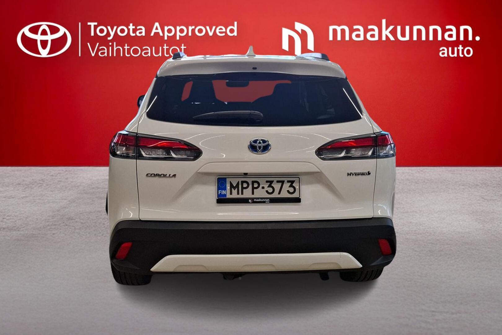 TOYOTA Corolla Cross 2024