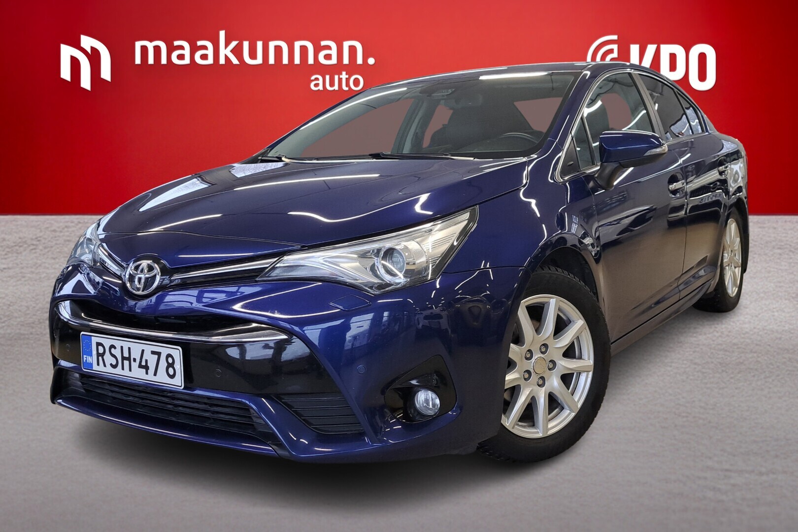 TOYOTA Avensis 2015