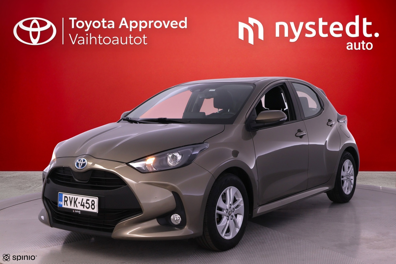 TOYOTA Yaris 2023