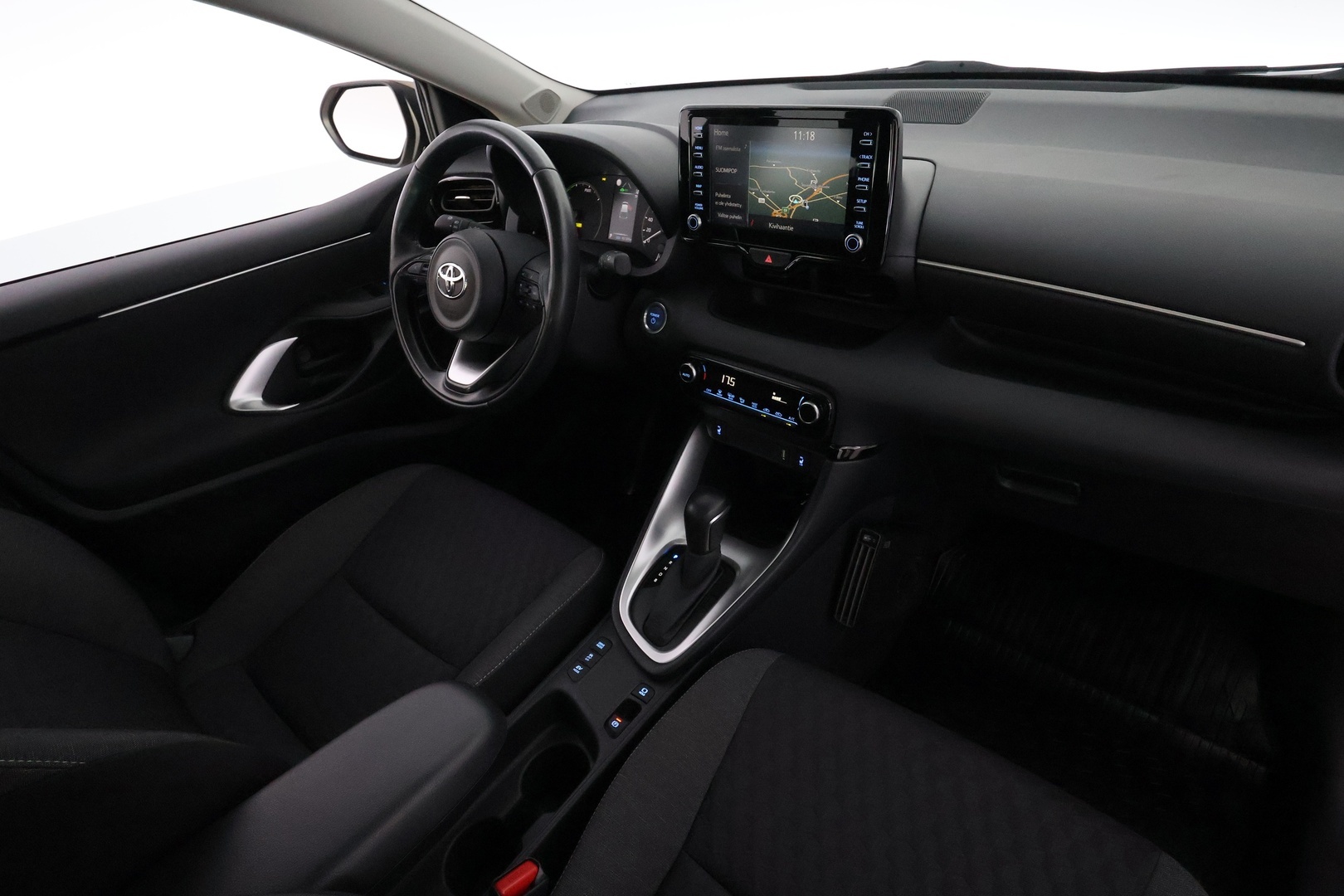 TOYOTA Yaris 2023