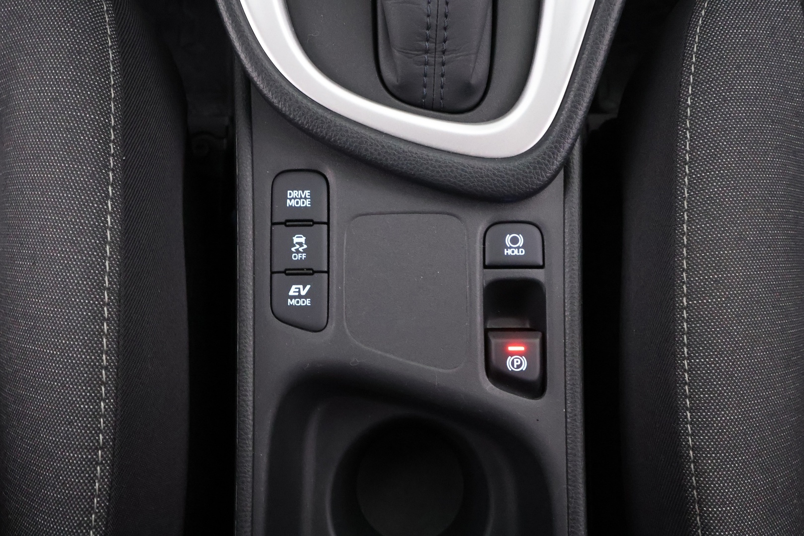 TOYOTA Yaris 2023