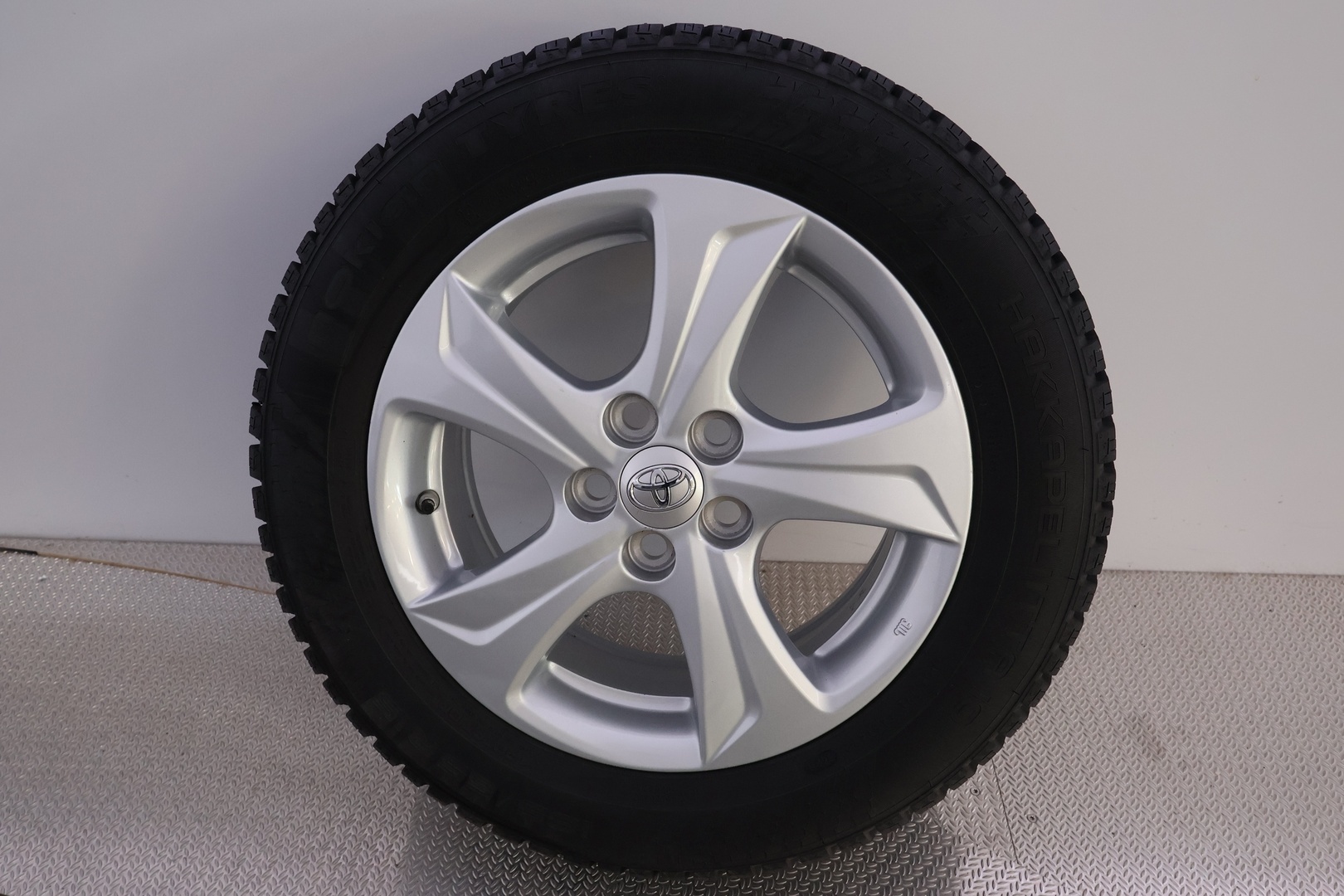 TOYOTA Yaris 2023