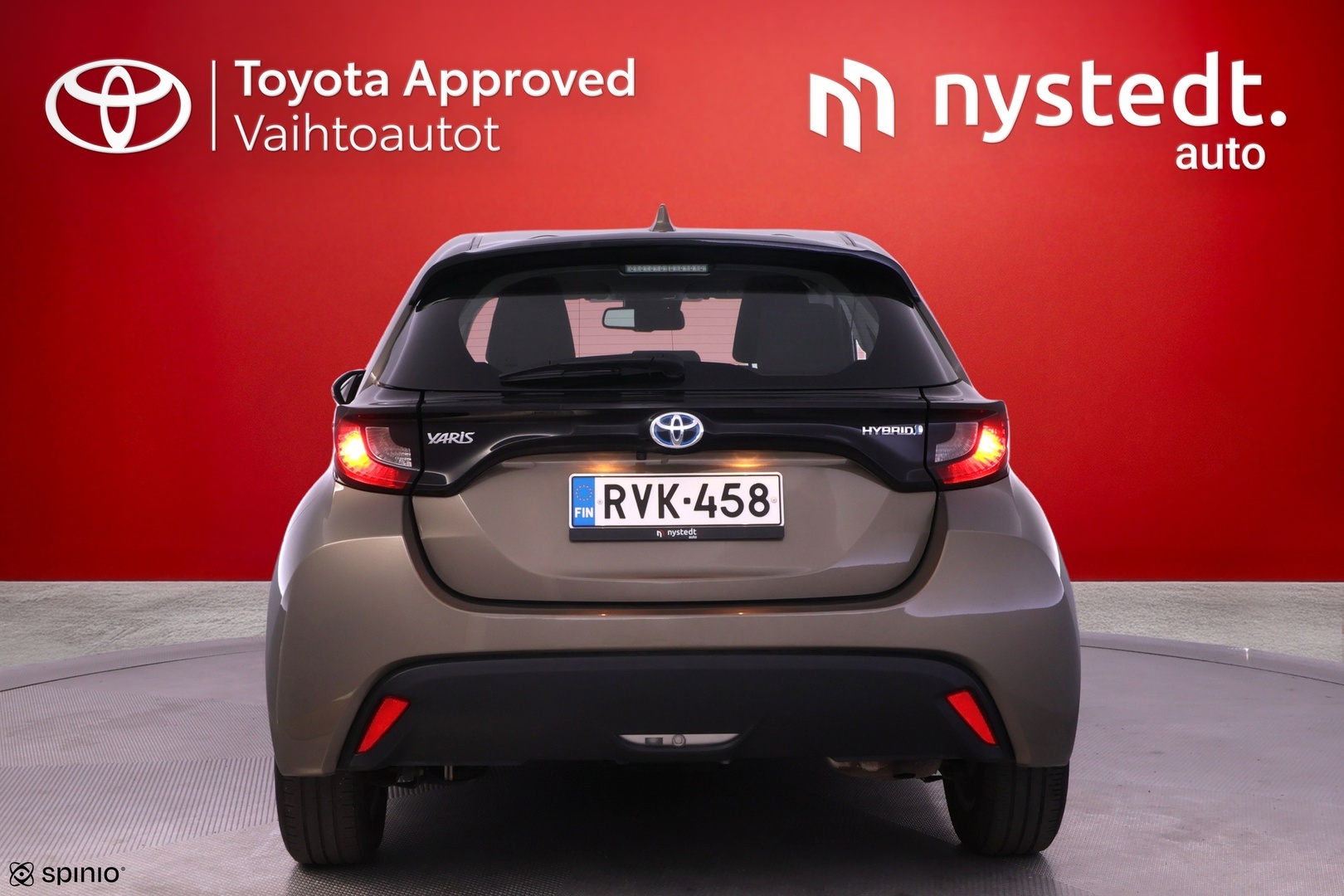 TOYOTA Yaris 2023