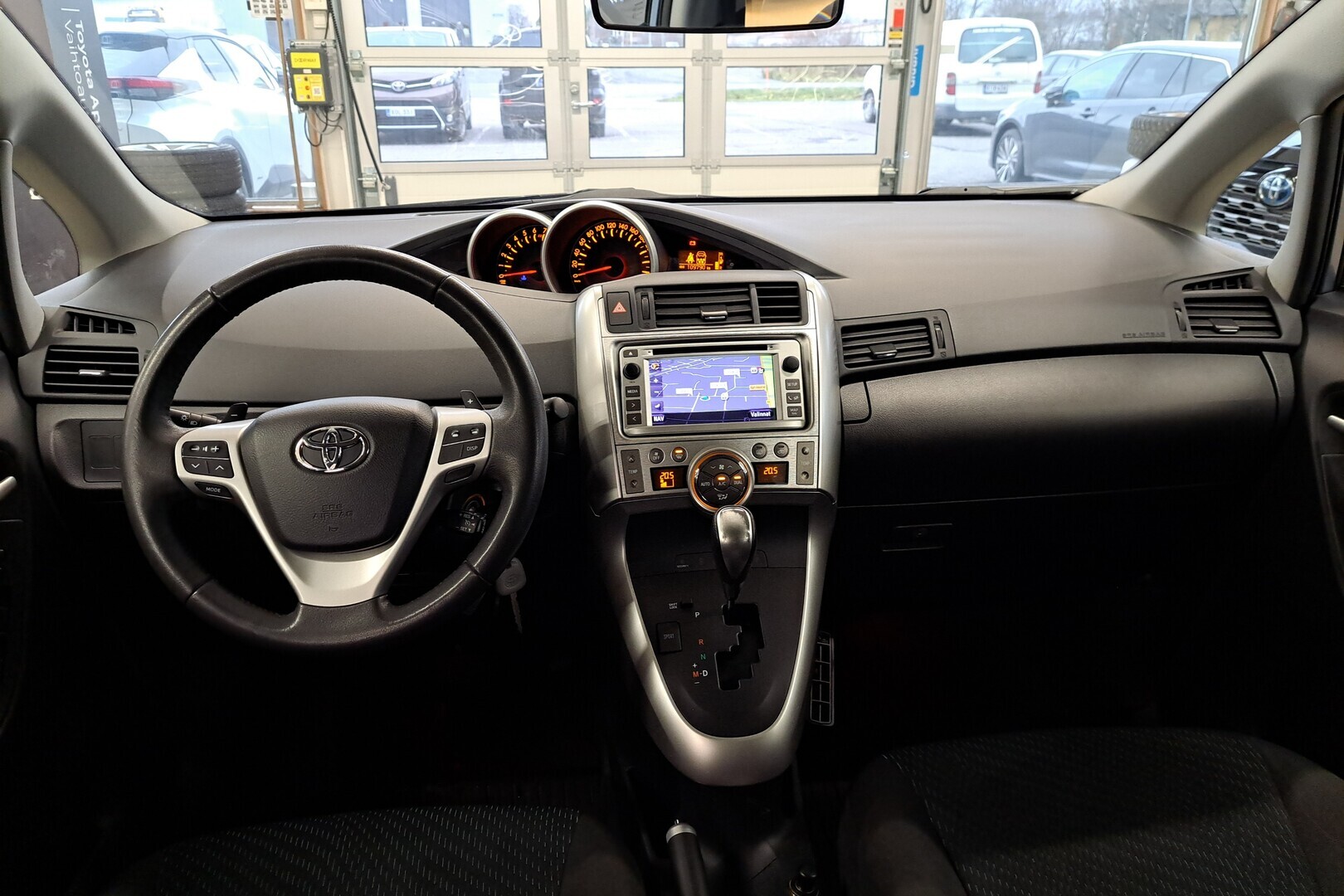 TOYOTA Verso 2012