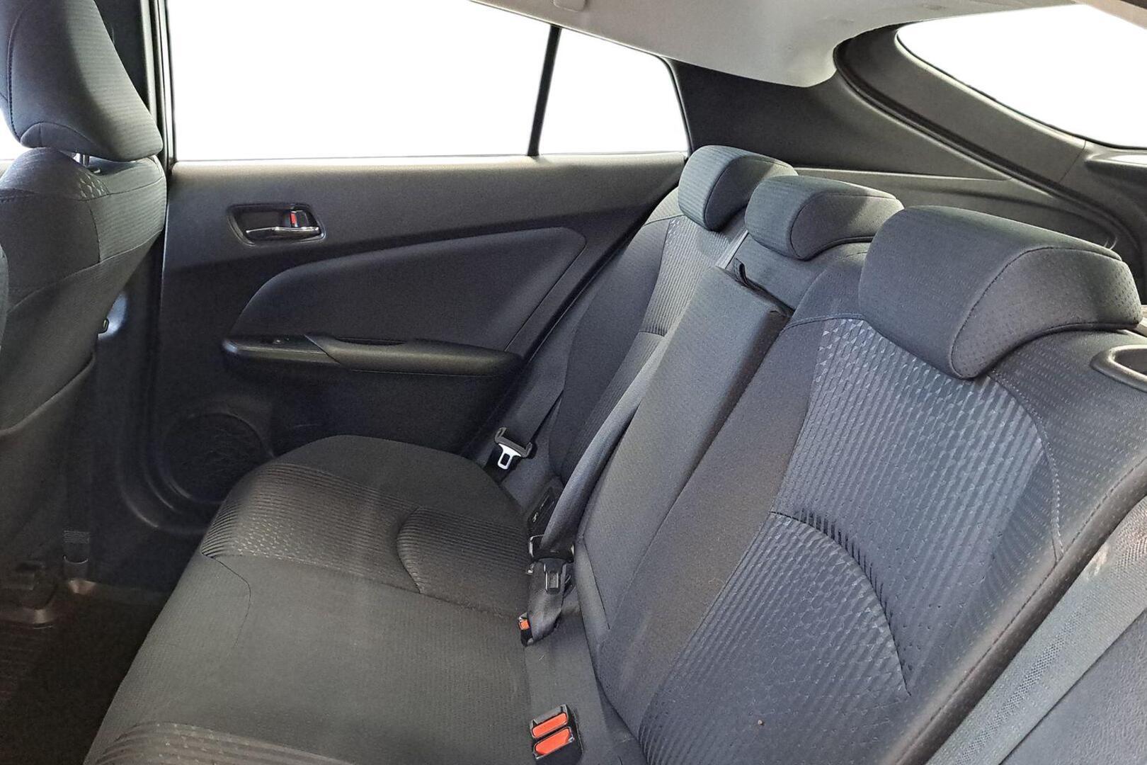 TOYOTA Prius 2019