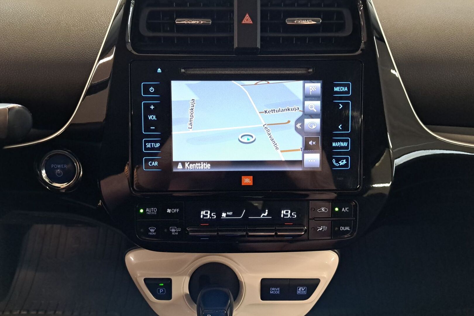 TOYOTA Prius 2019