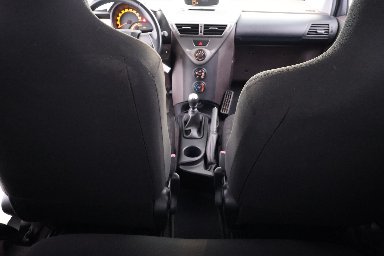 TOYOTA iQ 2010