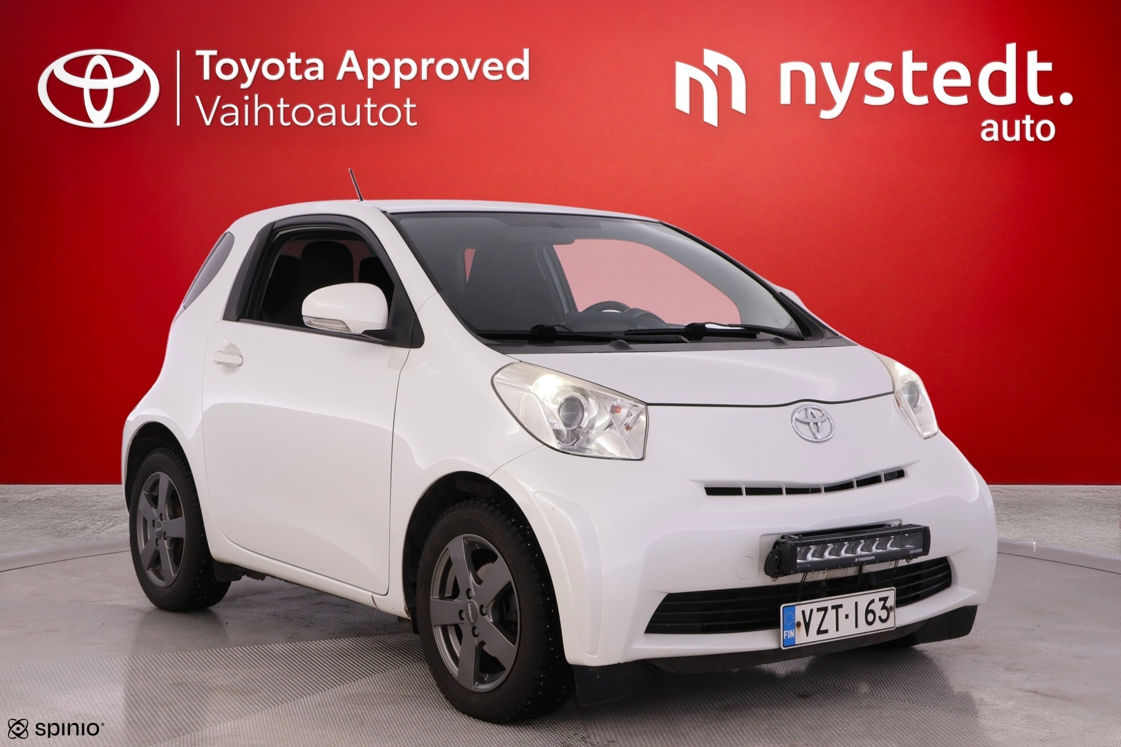 TOYOTA iQ 2010
