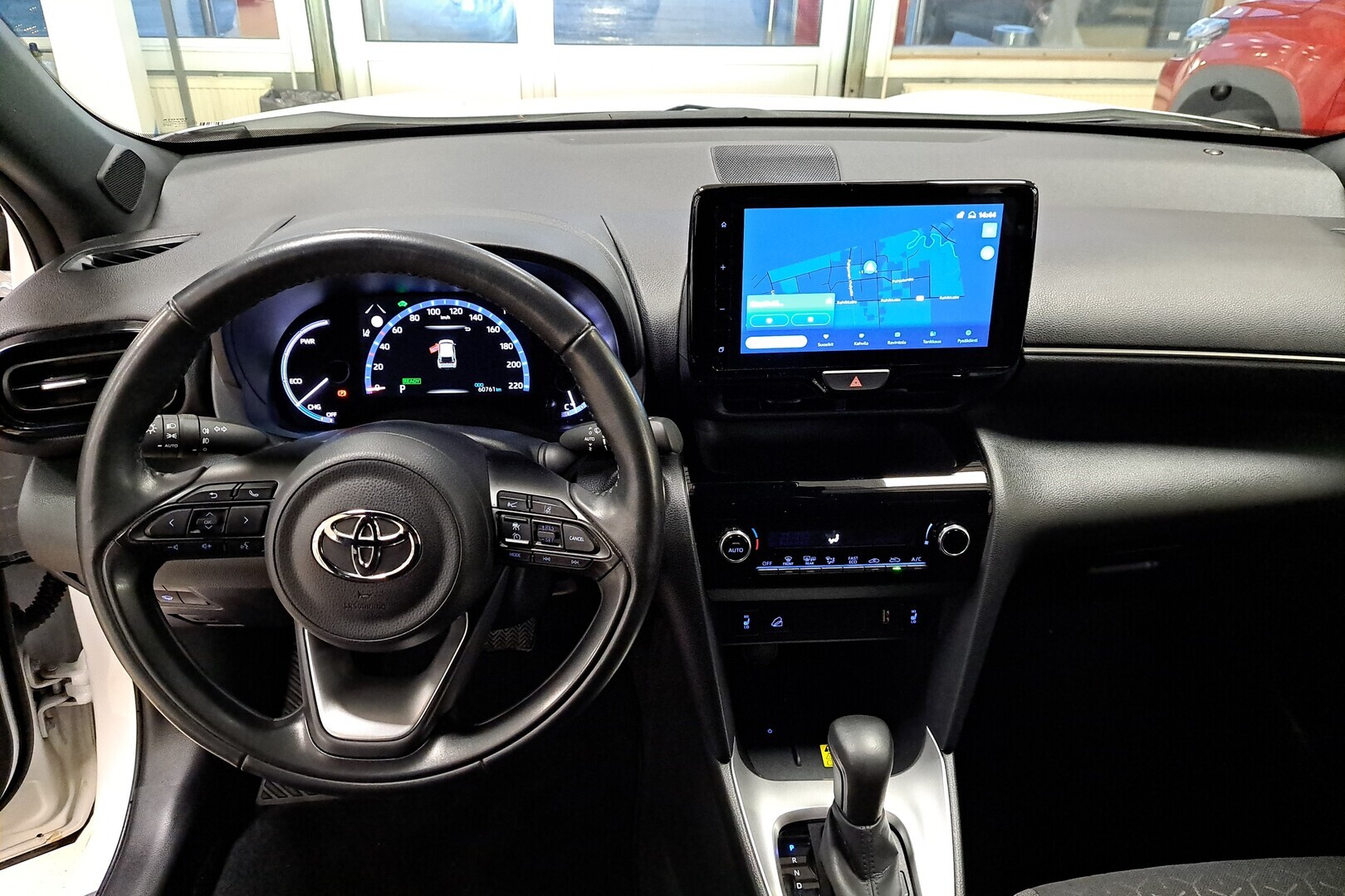 TOYOTA YARIS CROSS 2022