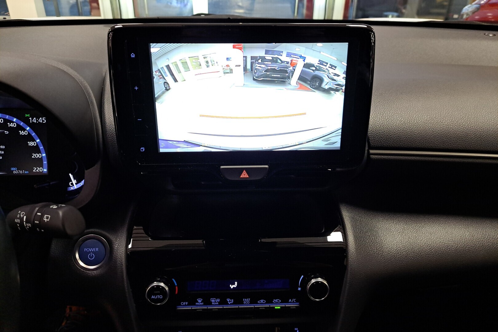 TOYOTA YARIS CROSS 2022