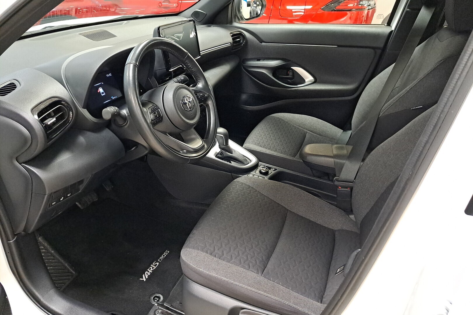 TOYOTA YARIS CROSS 2022