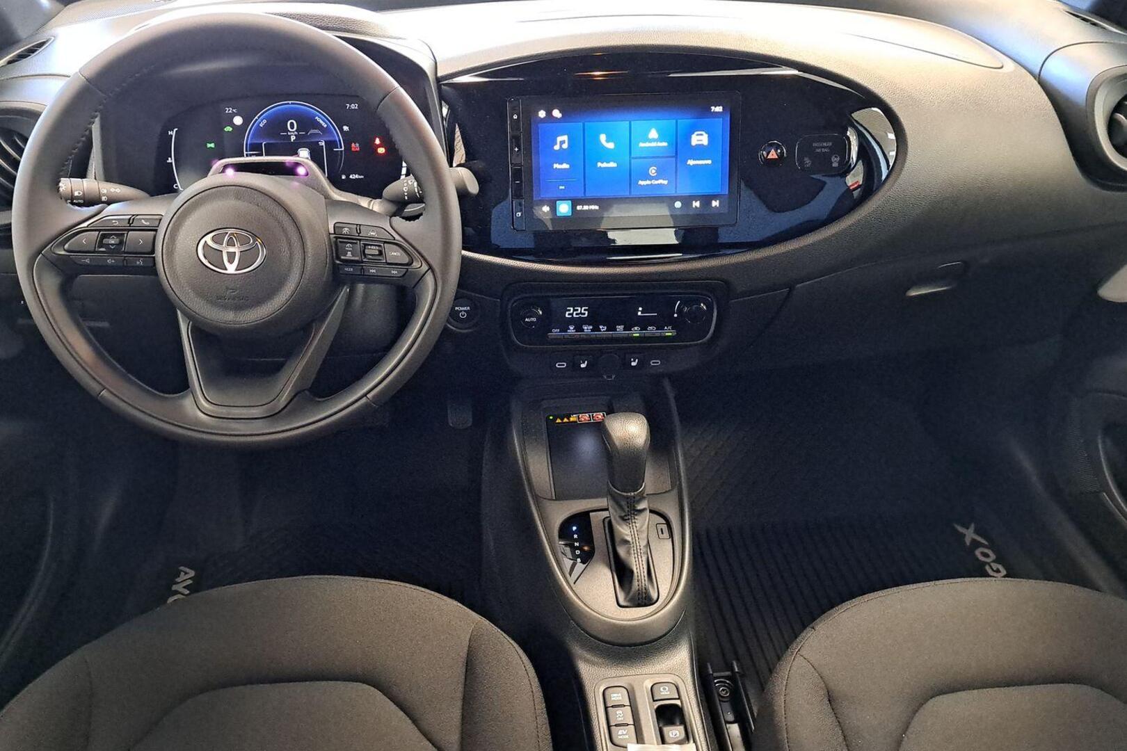 TOYOTA Aygo X 2026