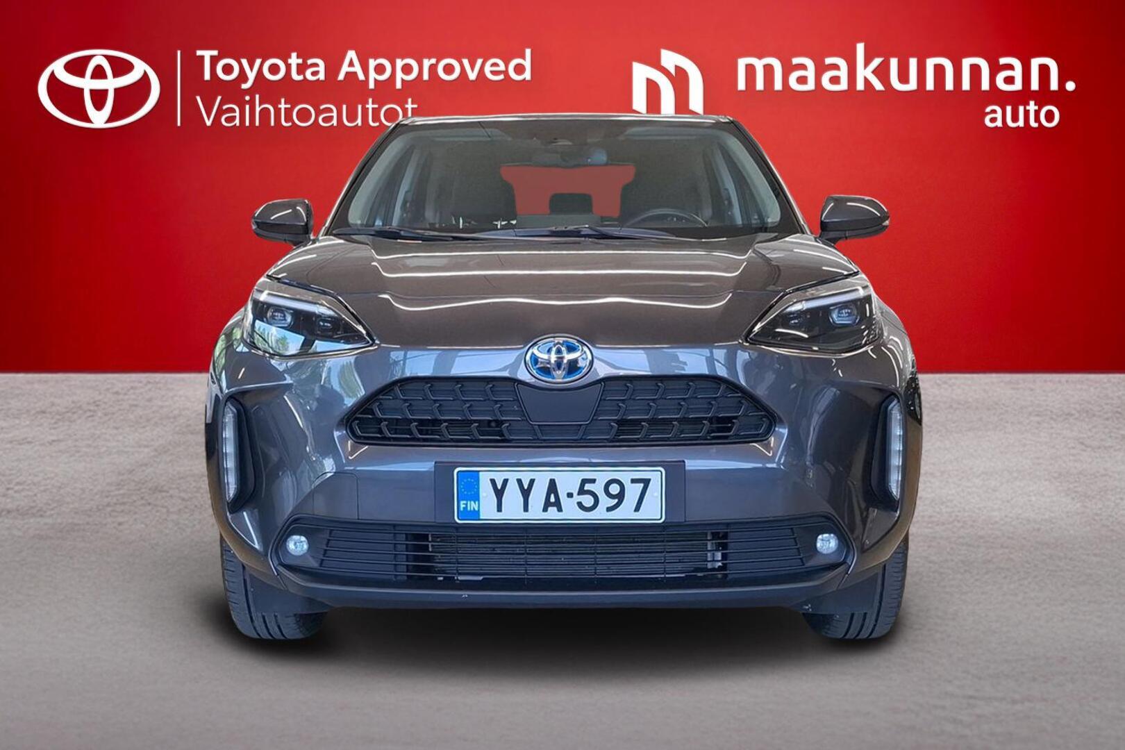 TOYOTA Yaris Cross 2024