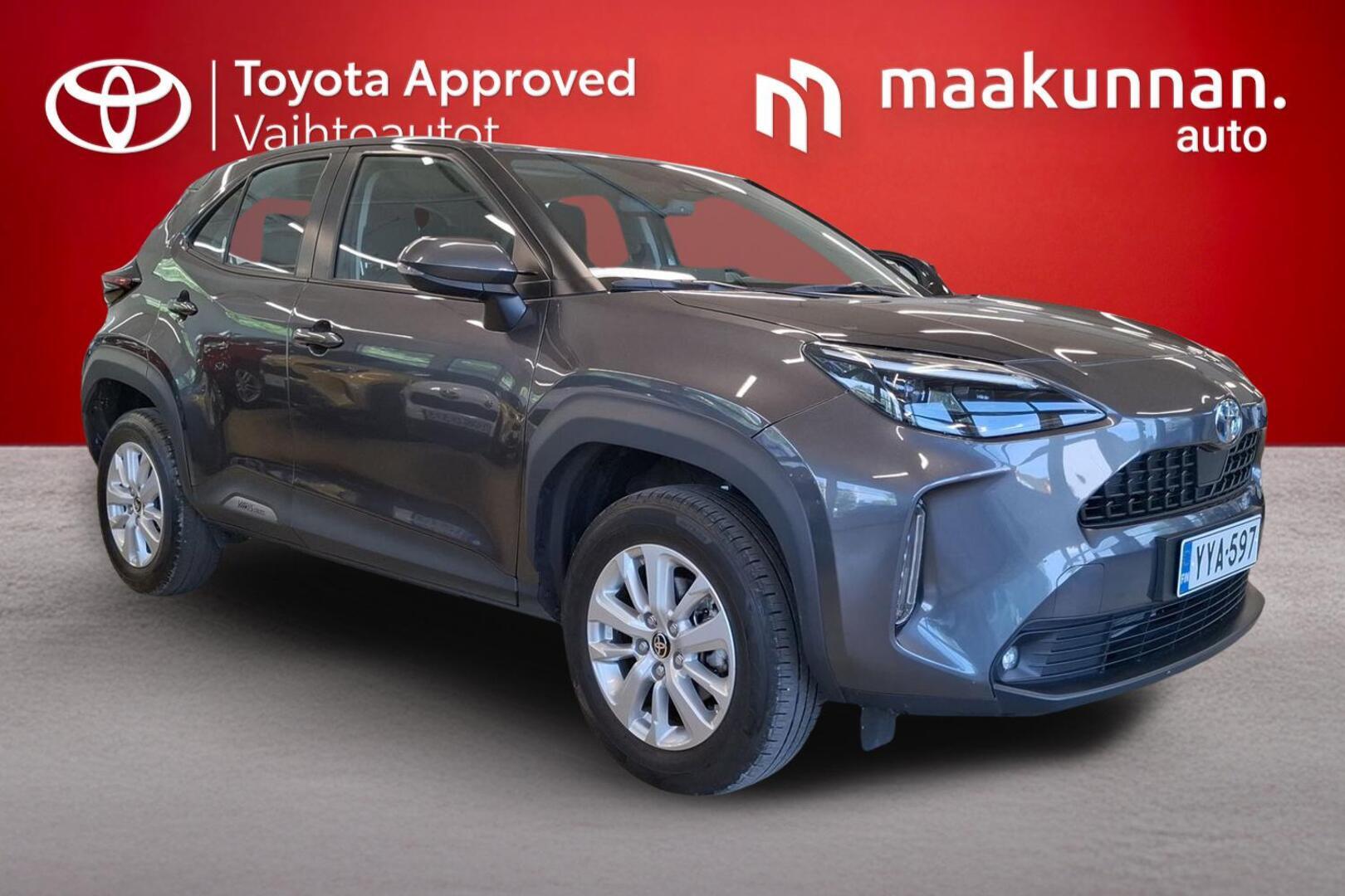 TOYOTA Yaris Cross 2024