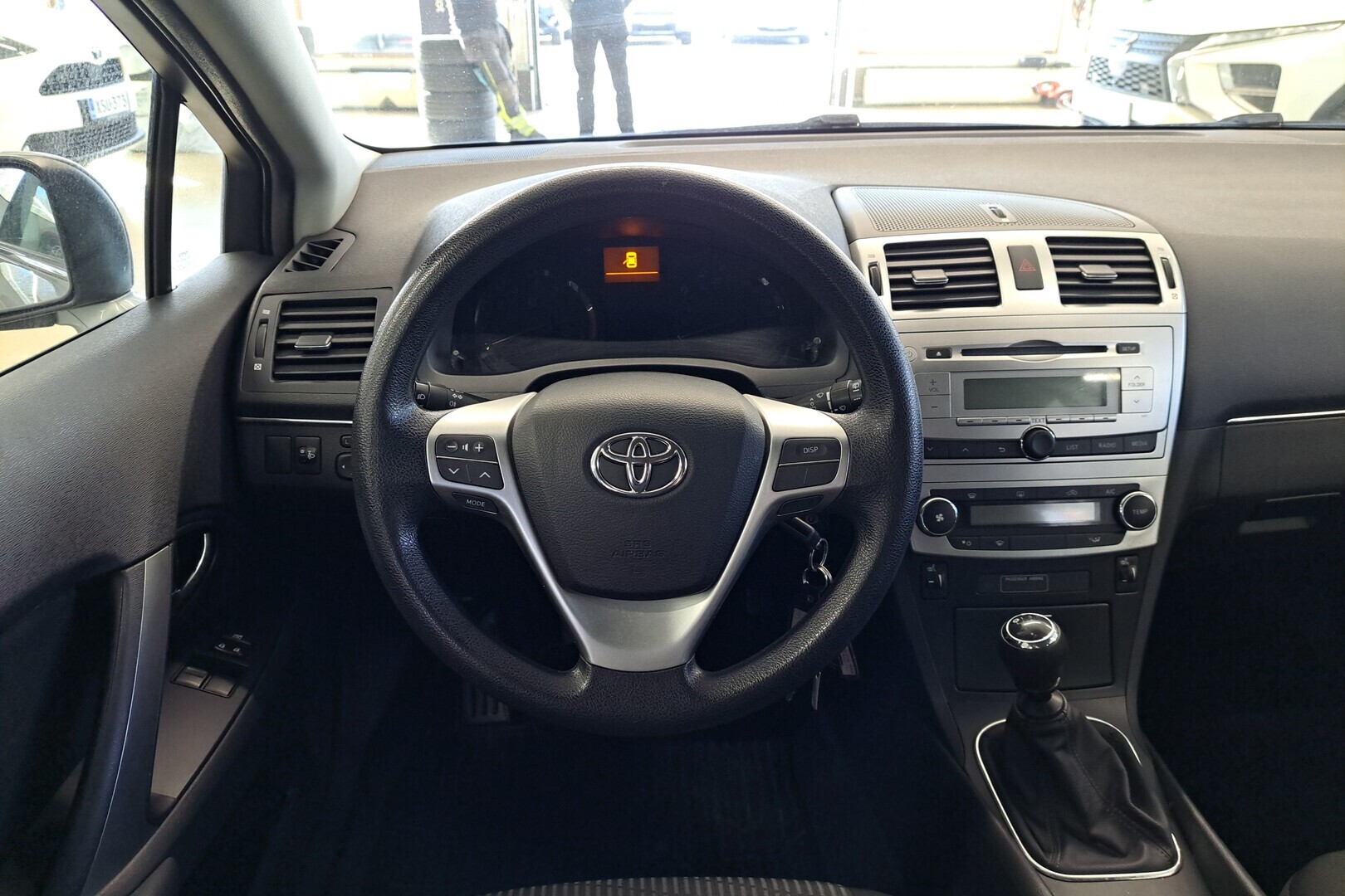 TOYOTA Avensis 2014