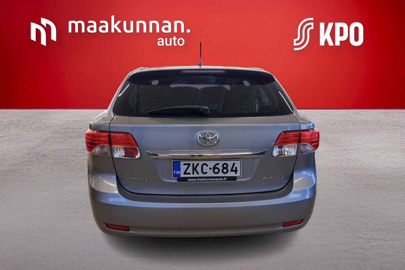 TOYOTA Avensis 2014