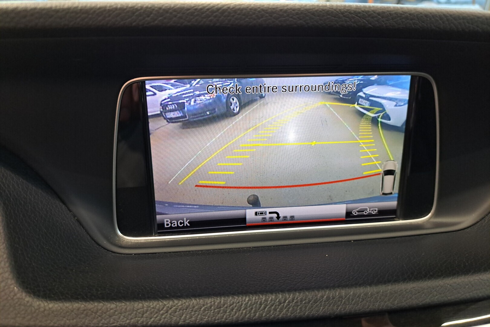 MERCEDES-BENZ E 2013