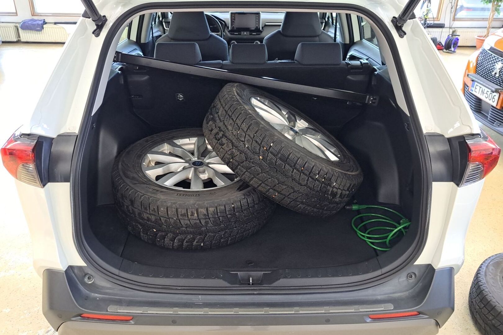 TOYOTA RAV4 2020