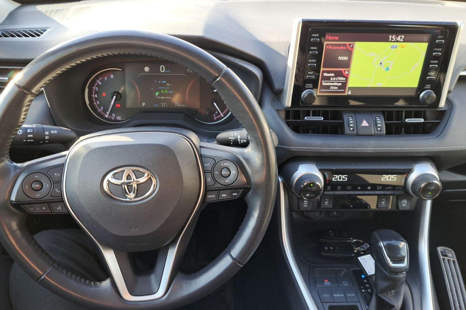 TOYOTA RAV4 4