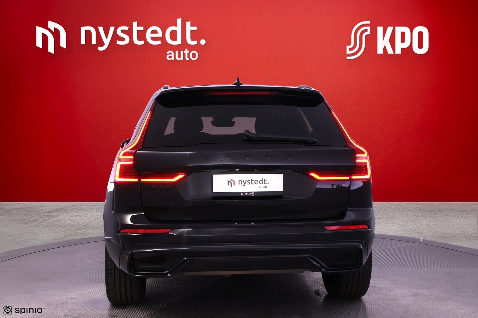 VOLVO XC60 4